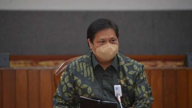 Airlangga Minta Masyarakat Tidak Panik, PPKM Jawa-Bali Bukan Pengetatan Aktivitas Masyarakat