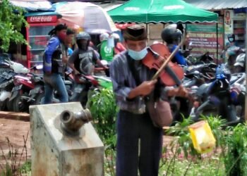 .:: GESEKAN BIOLA untuk INDONESIA RAYA ::.