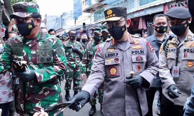 Datangi Tanah Abang Bersama Panglima TNI, Jenderal Listyo Sigit Memohon kepada Sekuriti