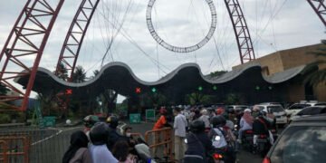 Tempat Wisata Ramai Pengunjung, Menko Perekonomian: Wajib Ikuti Protokol Kesehatan